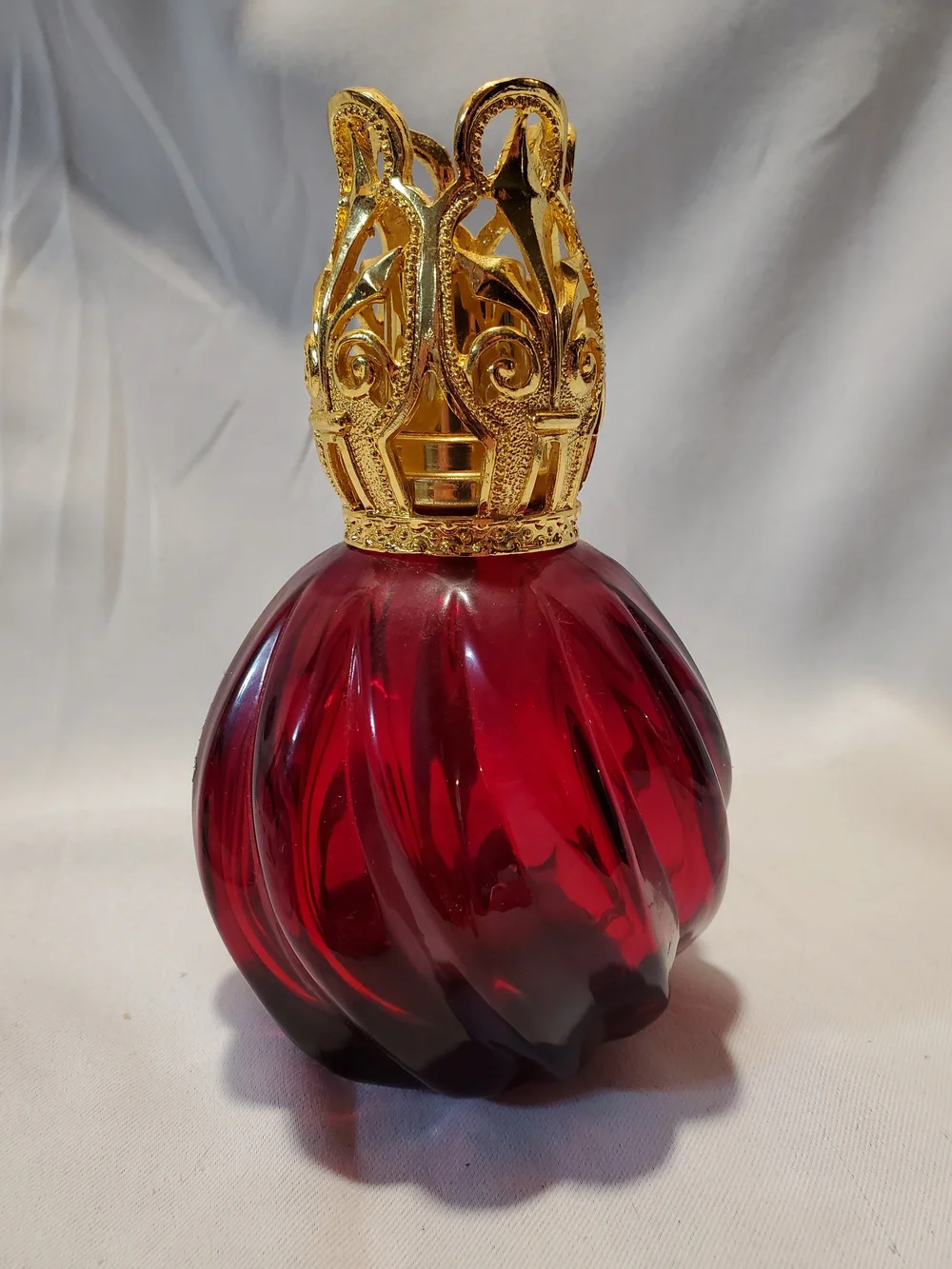 Alexandria's Ruby Spiral Catalytic Effusion Fragrance Lamp TLP-G-RED - Mint/Comp